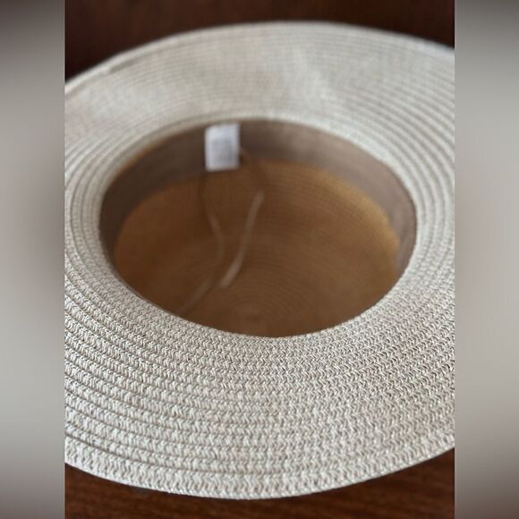 Wide brim hat - Picture 6 of 8